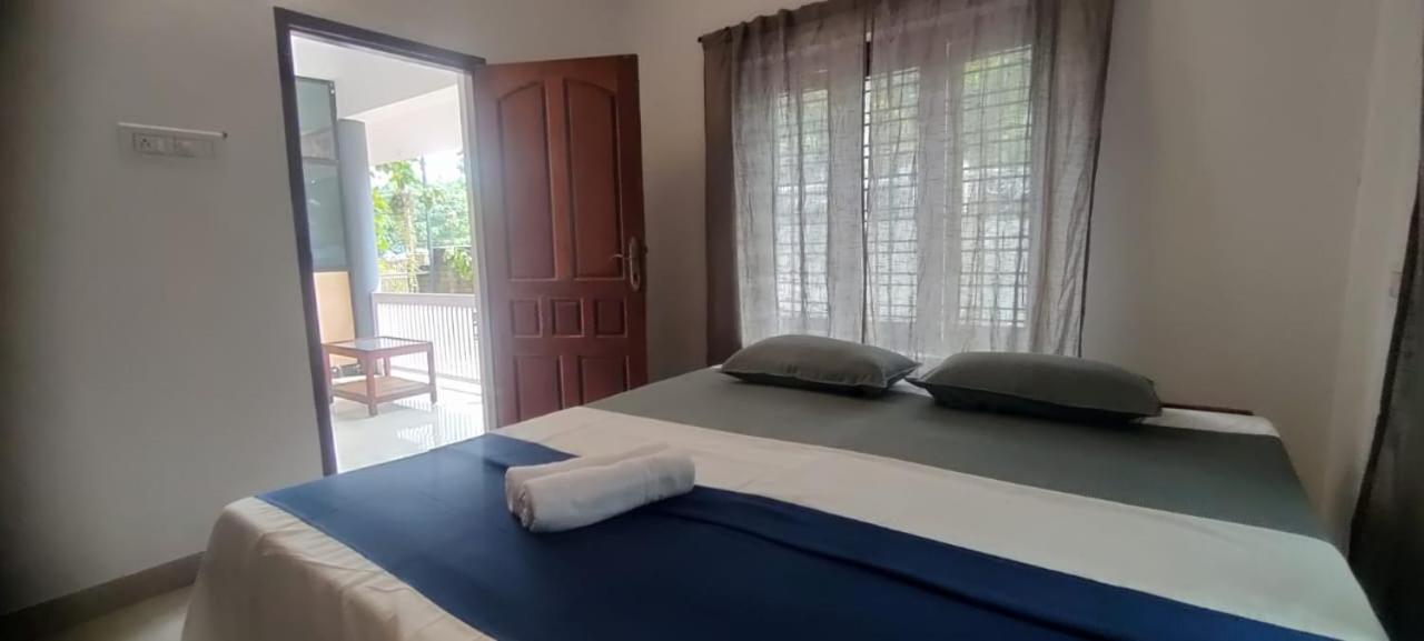 Hostel Calaila Варкала Екстериор снимка